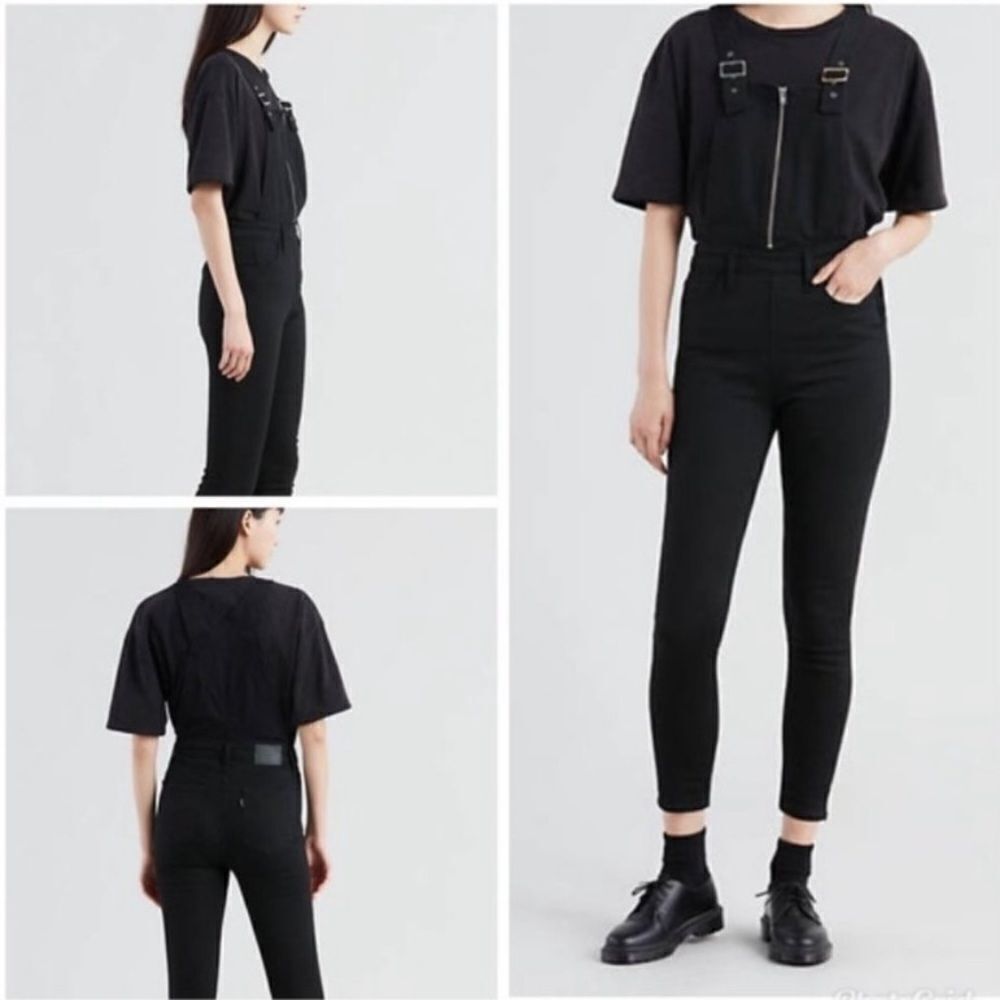 Levi’s Sexy Soft Black Denim Skinny Fit Overalls Size‎ 26 Size 2